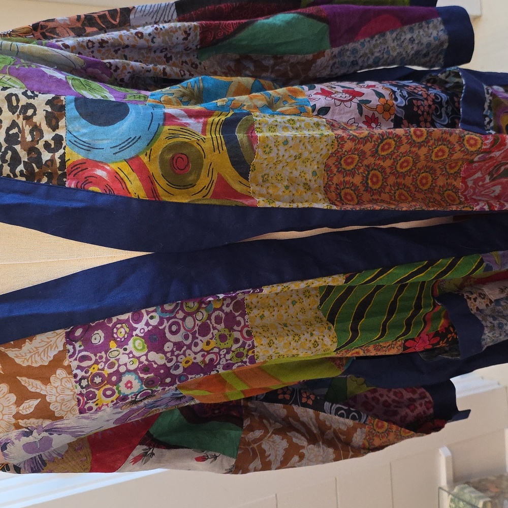 Patchwork Long Coat With Blue Accents - image 2